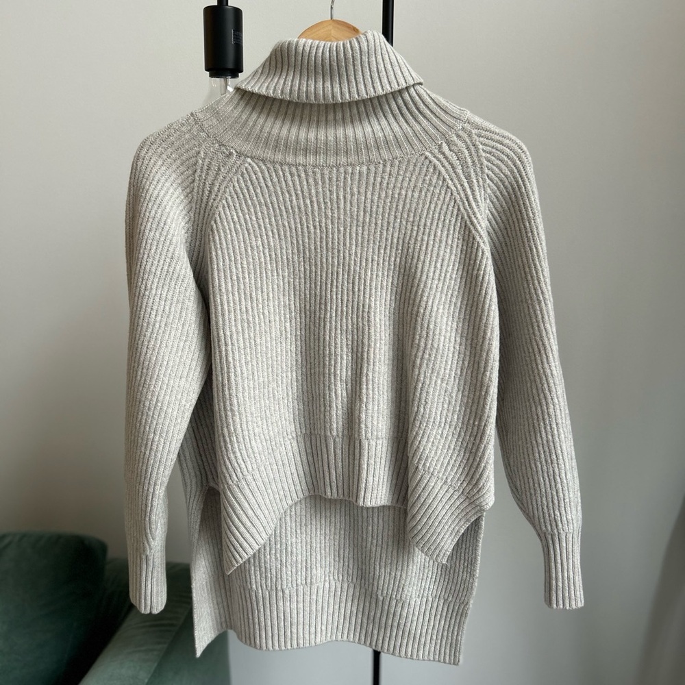 Wilfred Light Gray/Beige Cowl Neck Sweater
